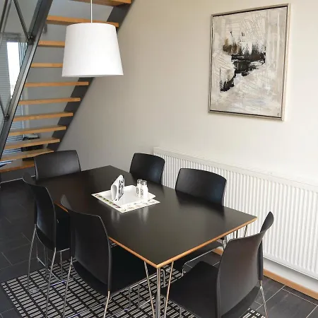 Three-bedroom Romo With A Fireplace 09 Apartamento